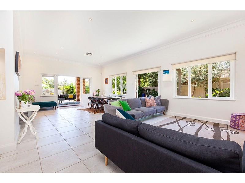 7A Boronia Avenue, Nedlands WA 6009