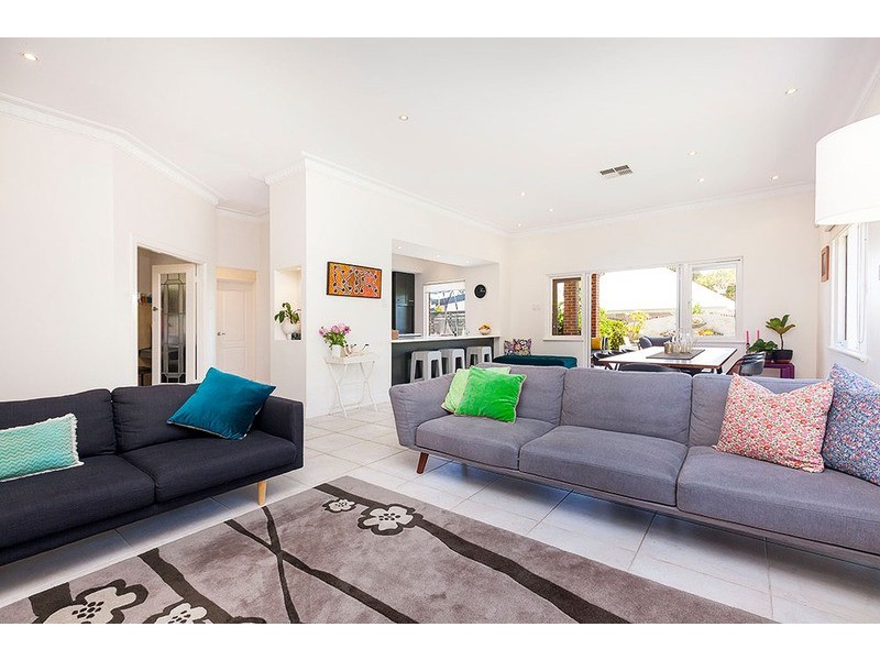 7A Boronia Avenue, Nedlands WA 6009