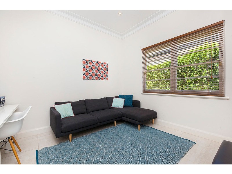 7A Boronia Avenue, Nedlands WA 6009