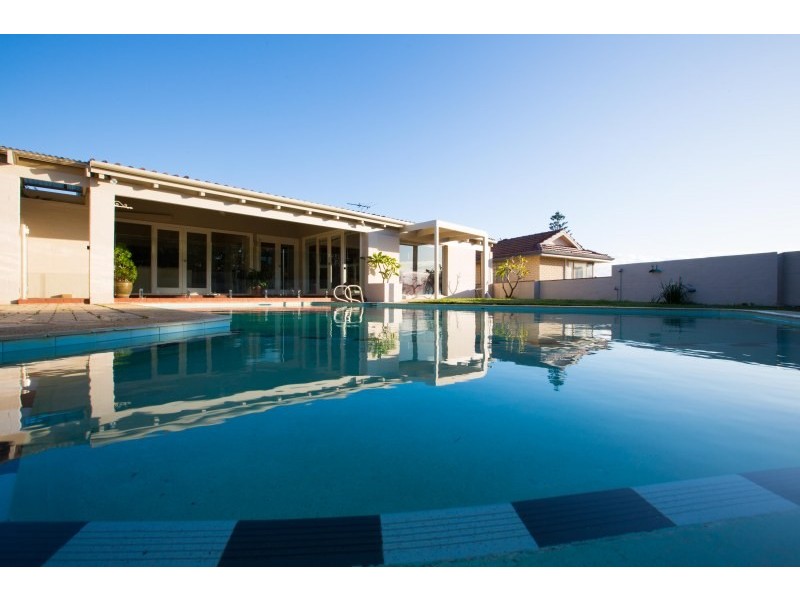 13 Styne Road, City Beach WA 6015