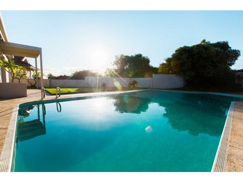 13 Styne Road, City Beach WA 6015