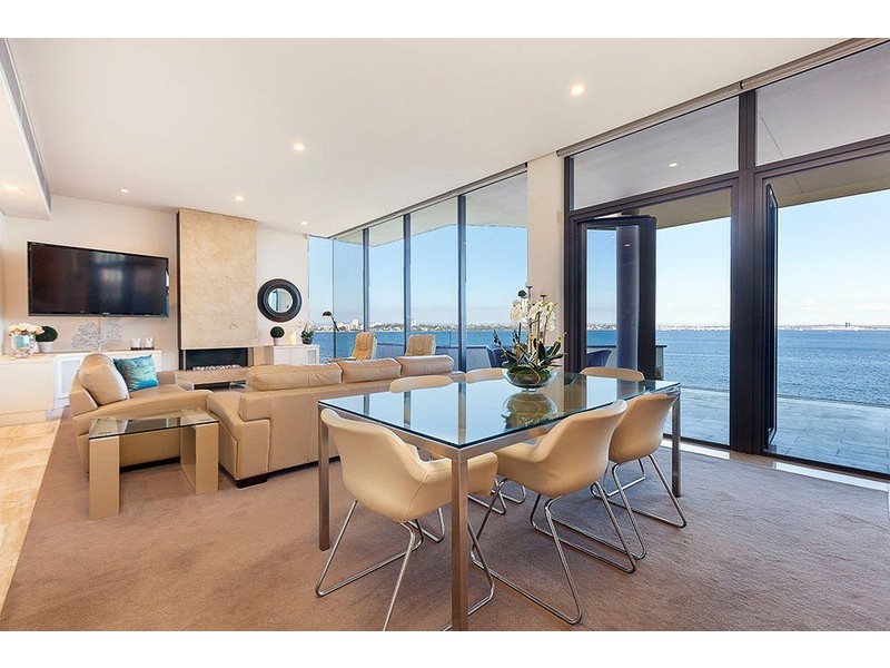 8/8 Mounts Bay Road, Crawley WA 6009