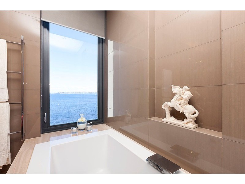 8/8 Mounts Bay Road, Crawley WA 6009