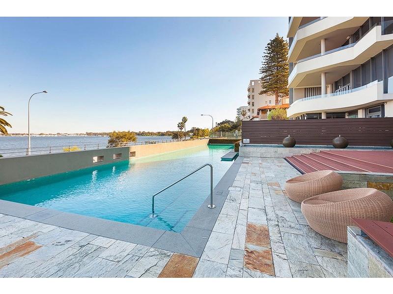 8/8 Mounts Bay Road, Crawley WA 6009