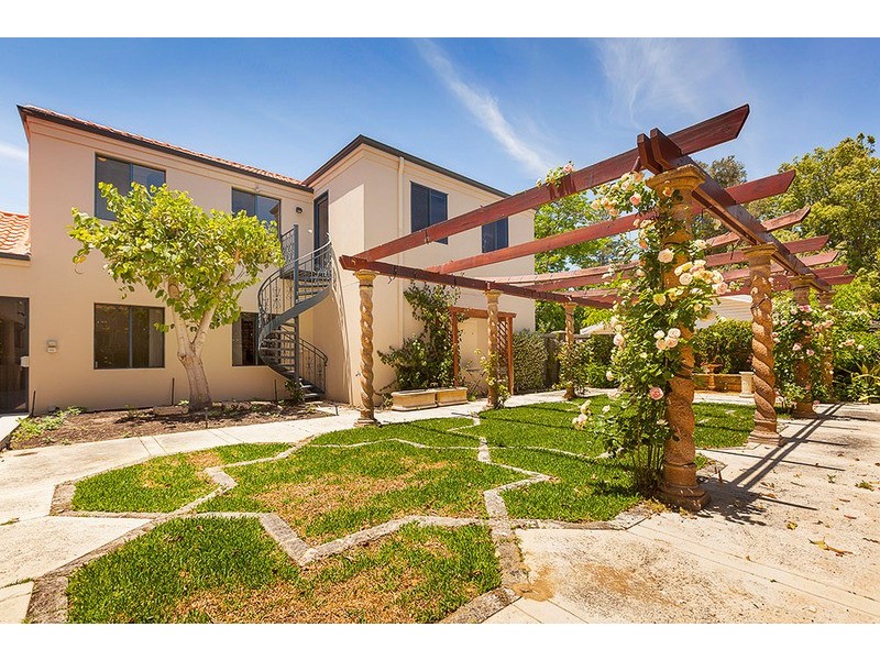 72 Philip Road, Dalkeith WA 6009