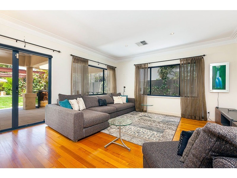 72 Philip Road, Dalkeith WA 6009