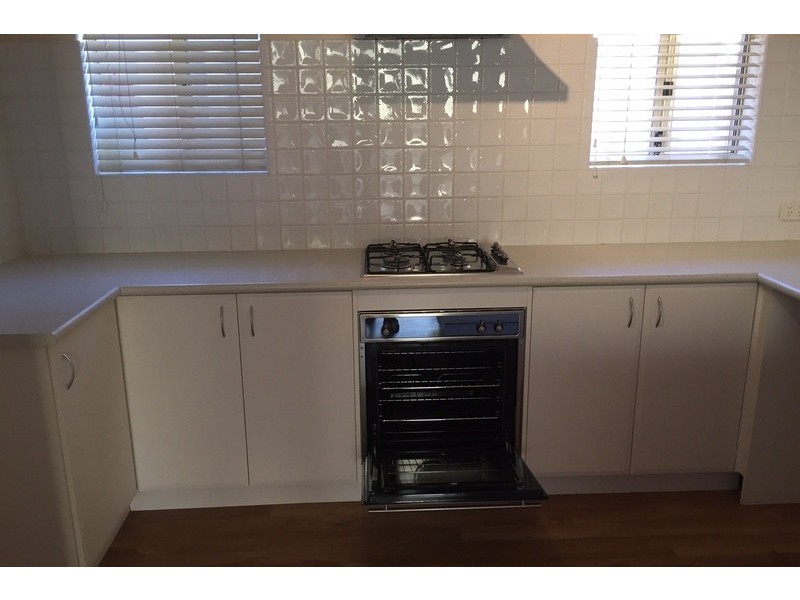 2/42 Churchill Avenue, Dudley Park WA 6210