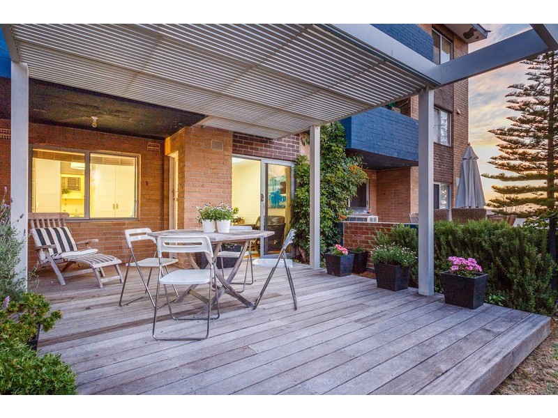 2/23 Avonmore Terrace, Cottesloe WA 6011