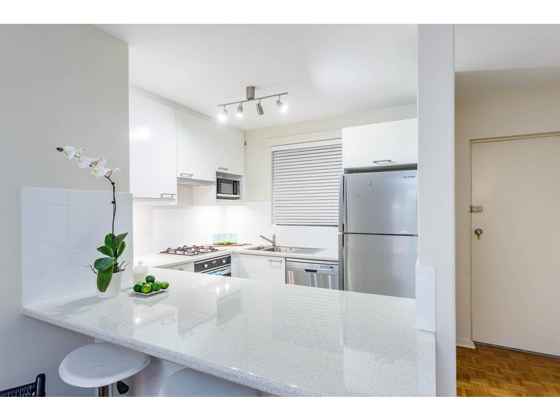 2/23 Avonmore Terrace, Cottesloe WA 6011