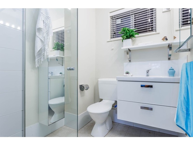 2/23 Avonmore Terrace, Cottesloe WA 6011