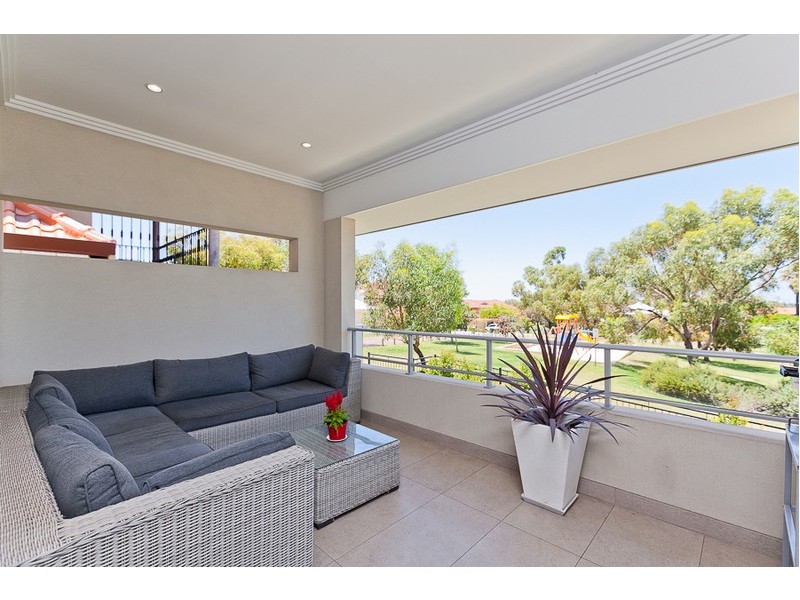 5 Dorset Cove, Mount Claremont WA 6010