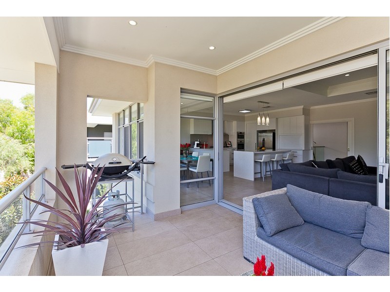 5 Dorset Cove, Mount Claremont WA 6010