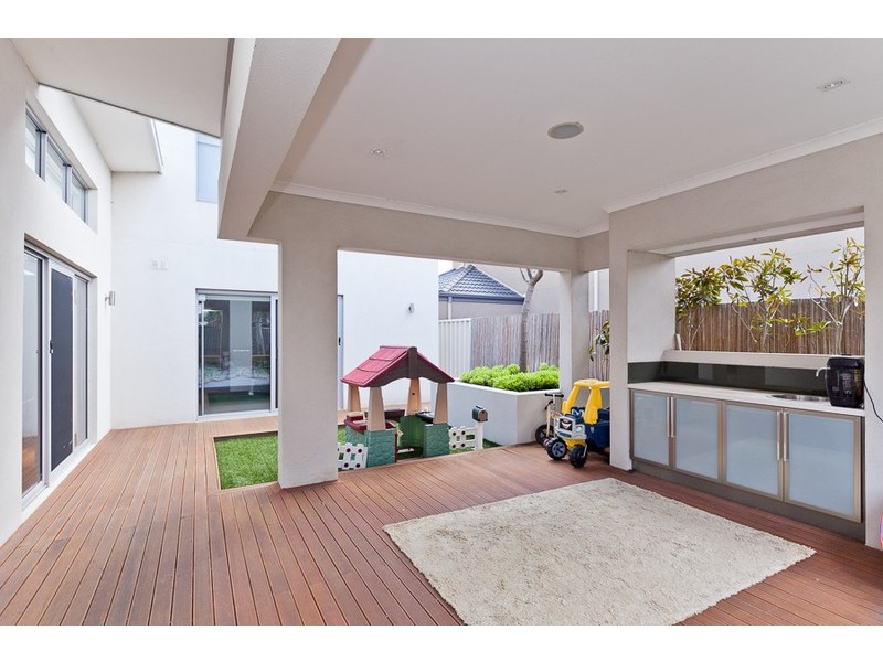 27 Vaucluse Circuit, Belmont WA 6104