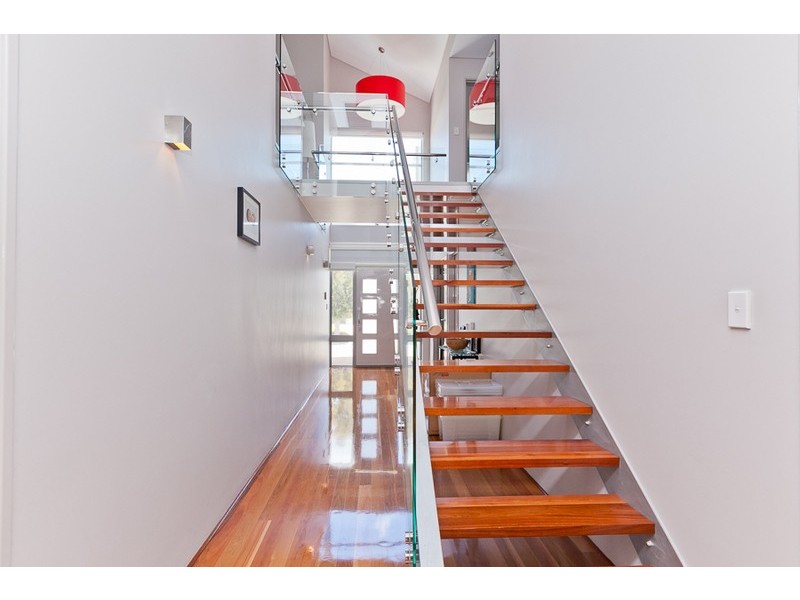 27 Vaucluse Circuit, Belmont WA 6104