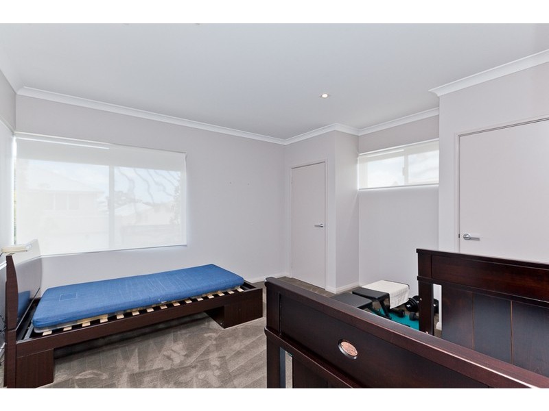 27 Vaucluse Circuit, Belmont WA 6104