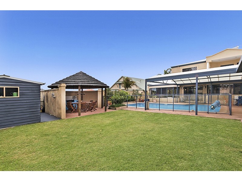 143 View Terrace, Bicton WA 6157
