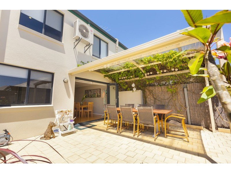 34 Speedy Cheval Street, East Fremantle WA 6158