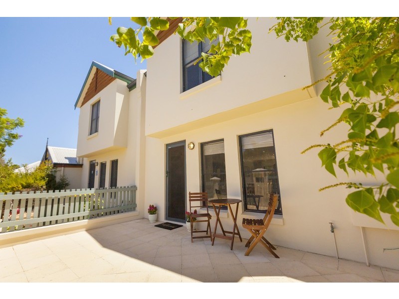 34 Speedy Cheval Street, East Fremantle WA 6158