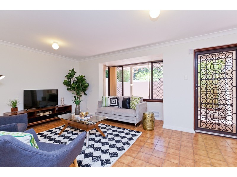 4/15 Cook Street, Crawley WA 6009