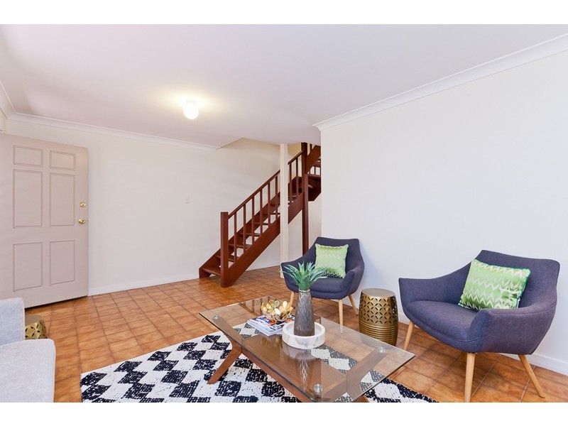 4/15 Cook Street, Crawley WA 6009