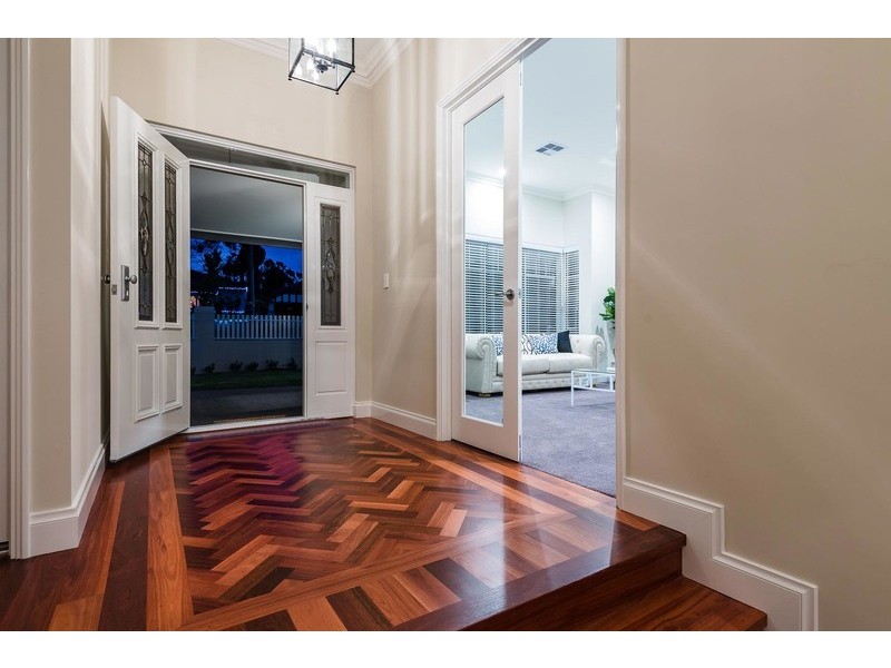 4 Bournville Street, Floreat WA 6014