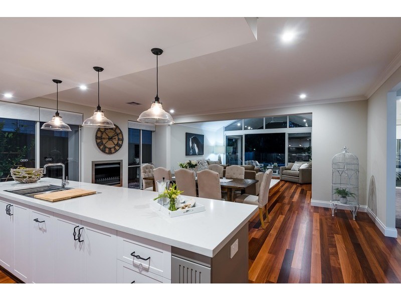 4 Bournville Street, Floreat WA 6014