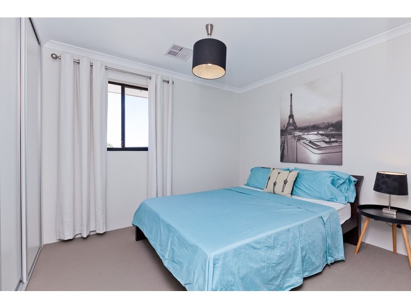 4 Vickridge Close, Beaconsfield WA 6162