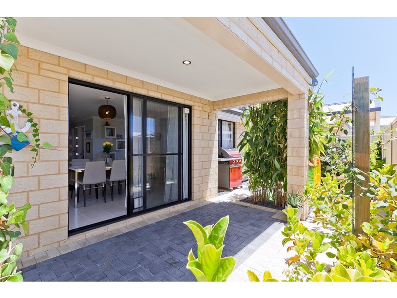 4 Vickridge Close, Beaconsfield WA 6162