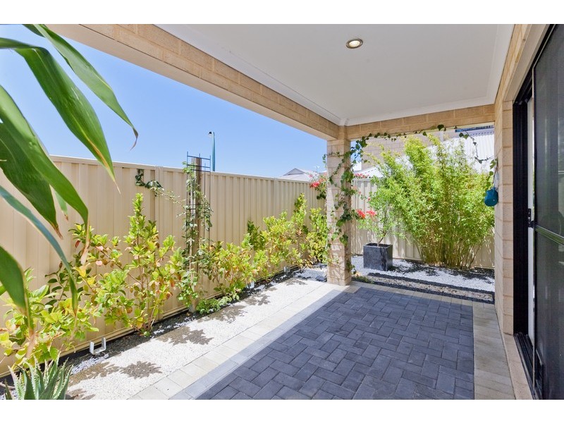 4 Vickridge Close, Beaconsfield WA 6162