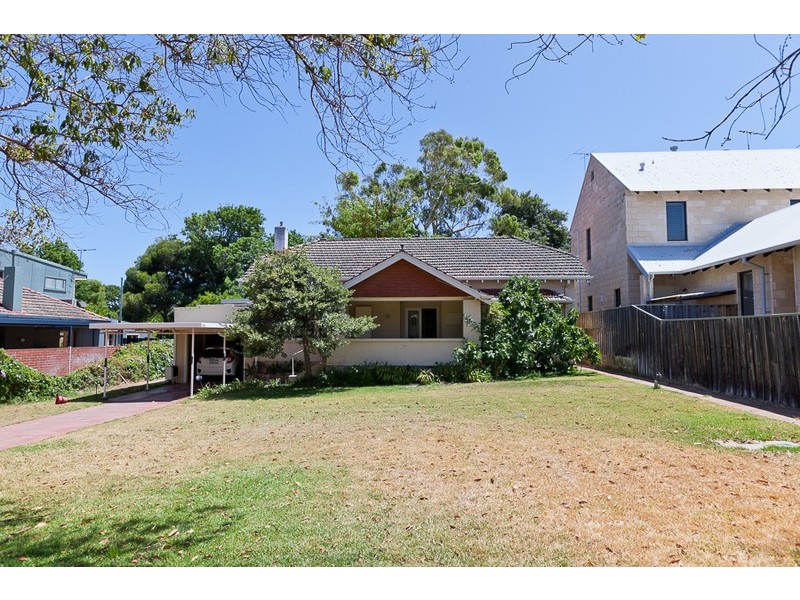 77 Viking Road, Dalkeith WA 6009