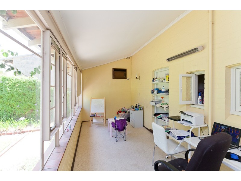 77 Viking Road, Dalkeith WA 6009