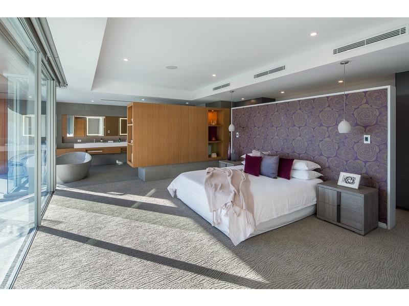 8 Taworri Way, City Beach WA 6015