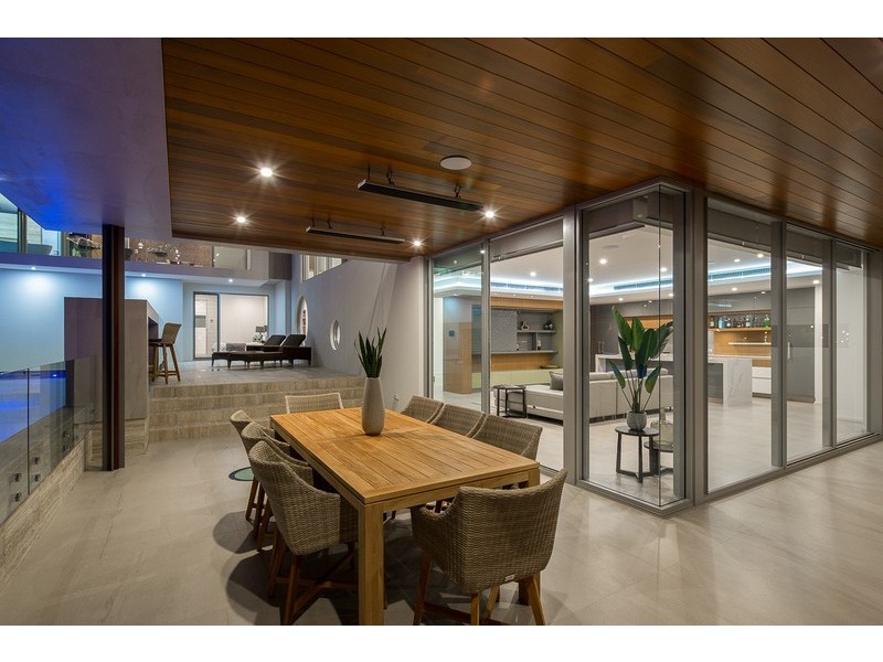 8 Taworri Way, City Beach WA 6015