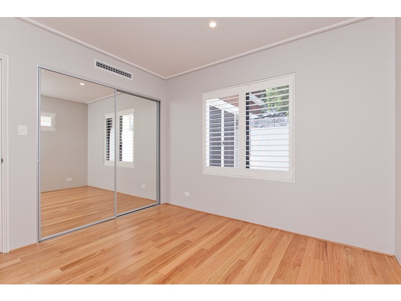 14A The Avenue, Crawley WA 6009