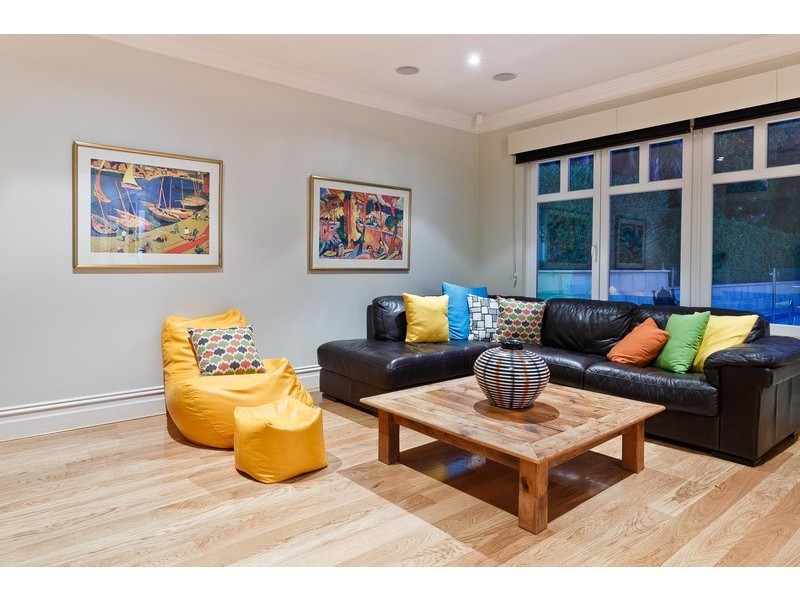 72 Waratah Avenue, Dalkeith WA 6009
