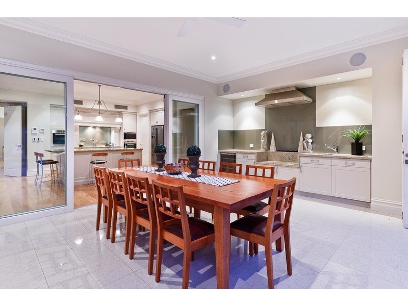 72 Waratah Avenue, Dalkeith WA 6009