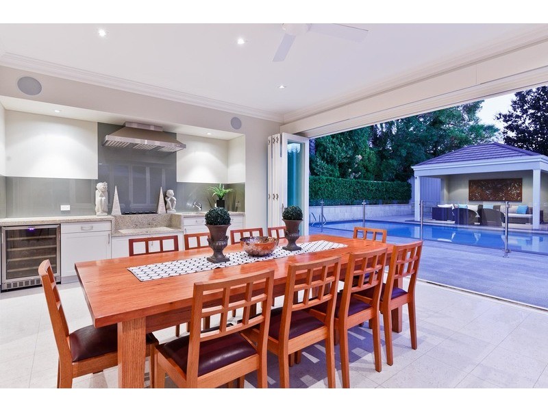 72 Waratah Avenue, Dalkeith WA 6009