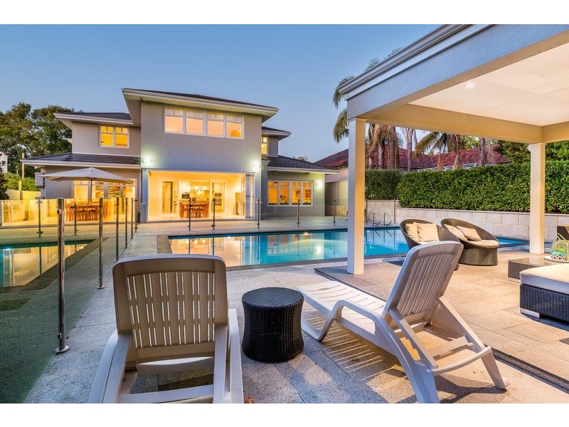 72 Waratah Avenue, Dalkeith WA 6009