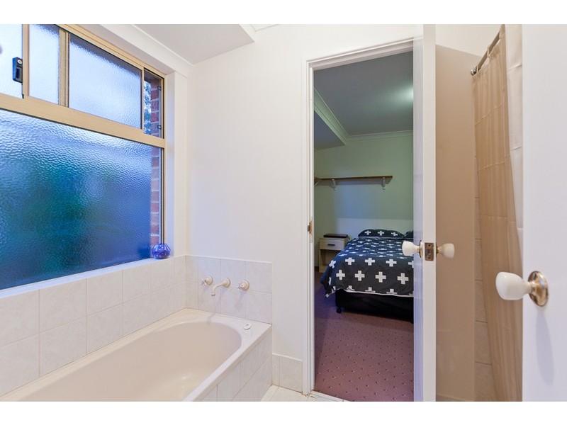 124 Empire Avenue, Wembley Downs WA 6019