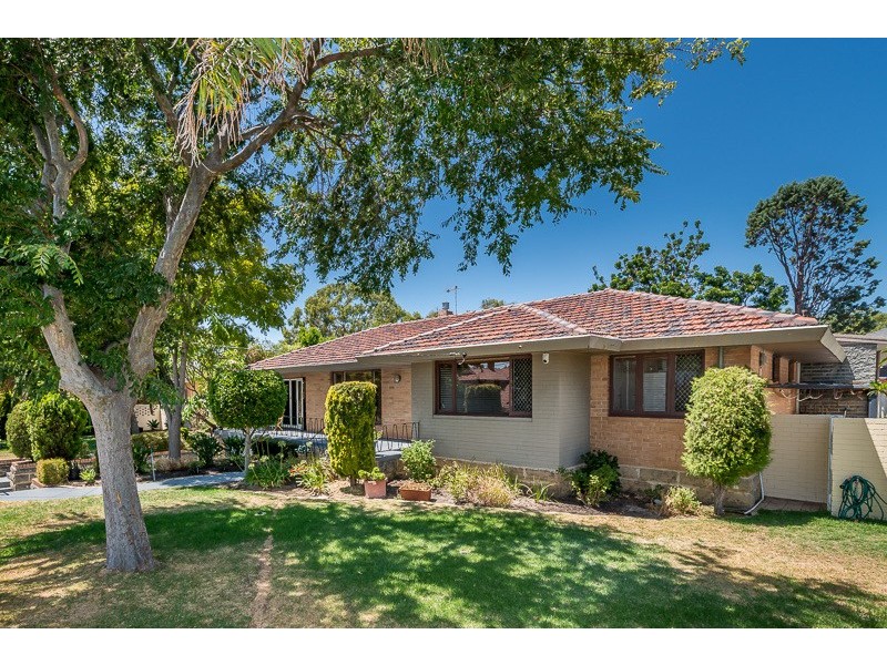 3 East Lorne Street, Floreat WA 6014