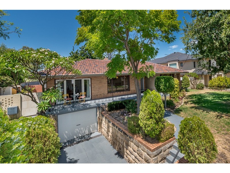 3 East Lorne Street, Floreat WA 6014