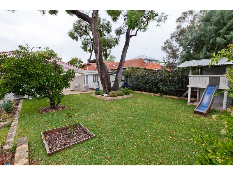 13 Robinson Street, Nedlands WA 6009