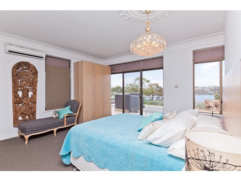 188 Preston Point Road, East Fremantle WA 6158