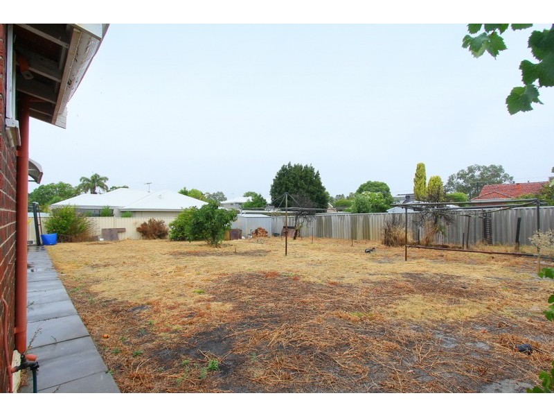 281 Grand Promenade, Dianella WA 6059