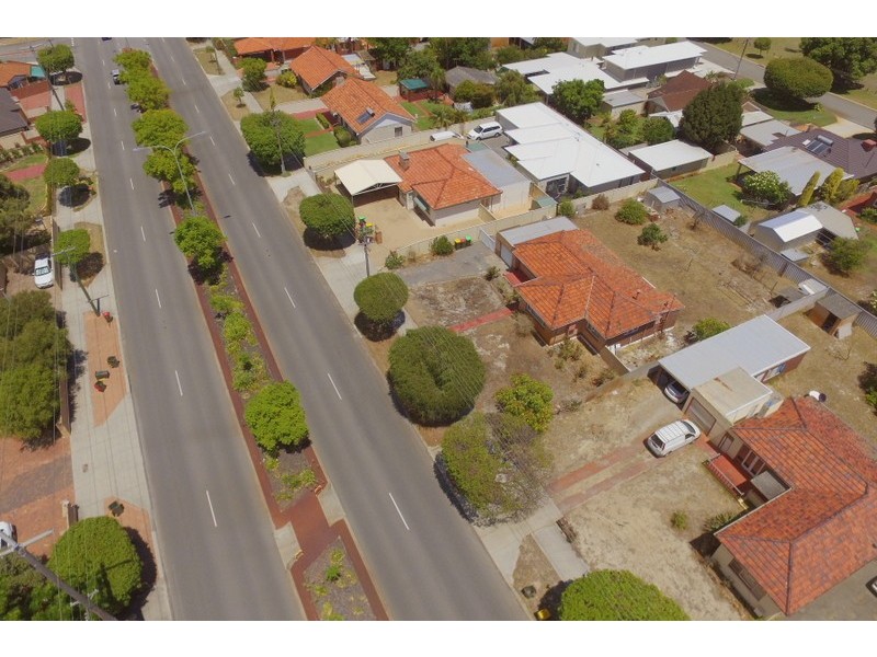 281 Grand Promenade, Dianella WA 6059