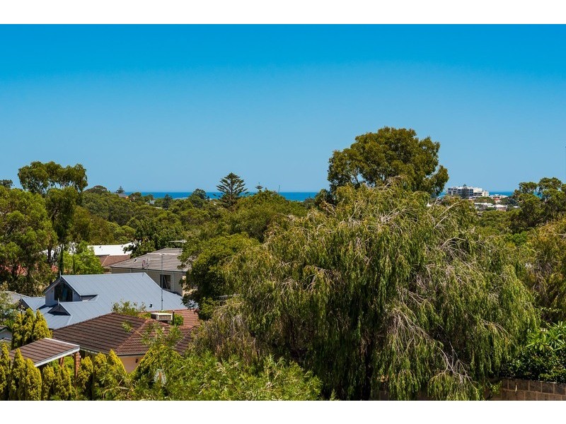 119 Hale Road, Wembley Downs WA 6019