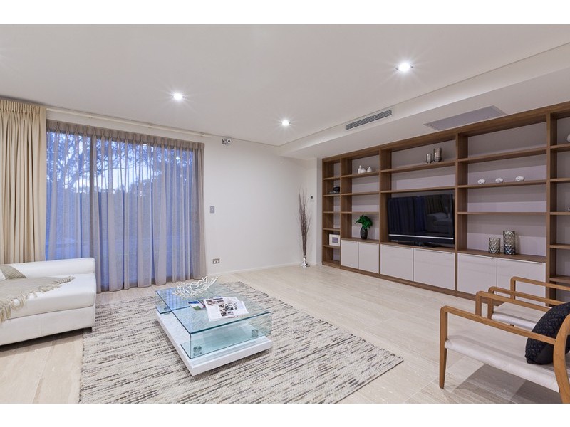 1 Champion Crescent, Floreat WA 6014