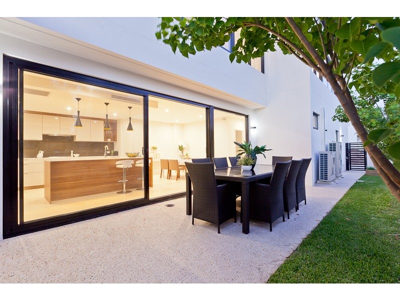 1 Champion Crescent, Floreat WA 6014