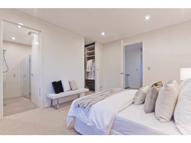 1 Champion Crescent, Floreat WA 6014