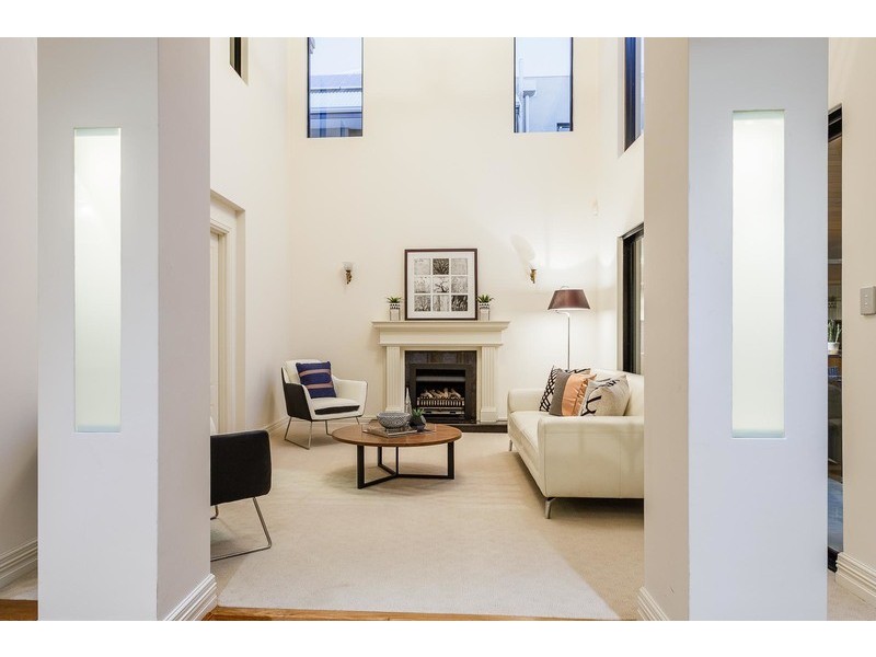 10 Helpman Close, Mosman Park WA 6012